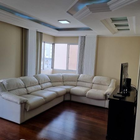 Apto Av Brasil Quadra Mar บัลเนอาริโอ กังโบริว ภายนอก รูปภาพ